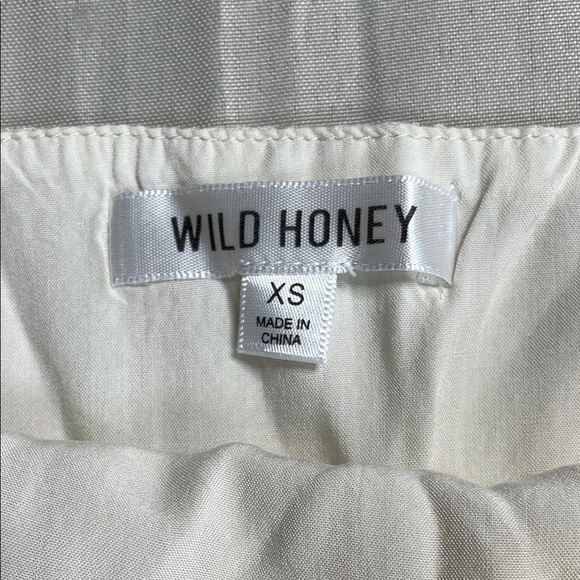 WILD HONEY Striped Cream and Tan Women's Top - Picture 5 of 8